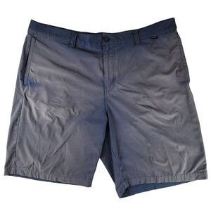 TravisMathew Mens Golf Shorts Size 40 Blue Grey Striped Performance Stretch